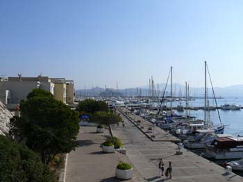 Vue sur le Port de Plaisance
